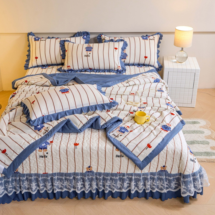 91家纺网 家纺一手货源 找家纺 美莱家纺 2024新款软糯泡泡棉蕾丝床盖床盖四件套单品系列-床盖夏被四件套 小熊公仔
