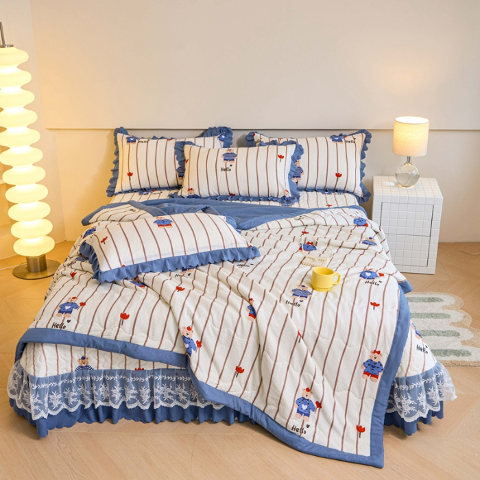 91家纺网 家纺一手货源 找家纺 美莱家纺 2024新款软糯泡泡棉蕾丝床盖床盖四件套单品系列-床盖夏被四件套 小熊公仔