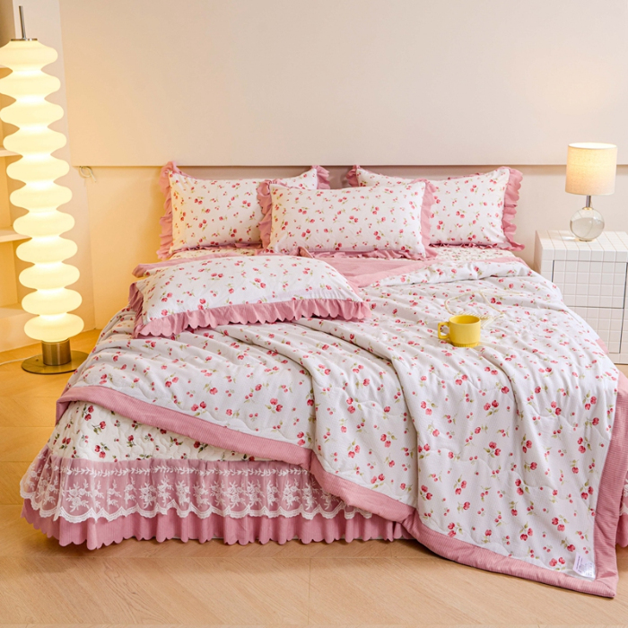 91家纺网 家纺一手货源 找家纺 美莱家纺 2024新款软糯泡泡棉蕾丝床盖床盖四件套单品系列-床盖夏被四件套 樱花
