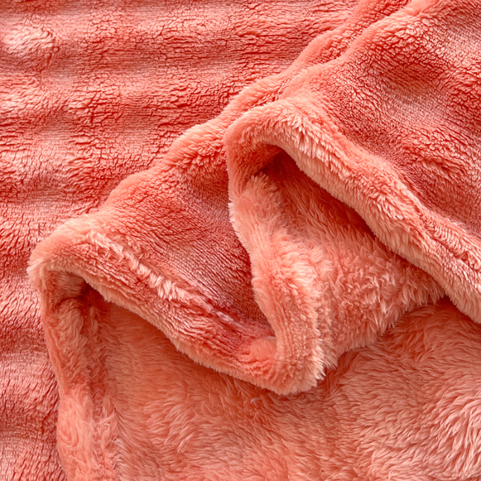 91家纺网 家纺一手货源 找家纺 芸锦豪 2024新款仿兔毛泡泡绒毛毯-卷边款毛毯海棠粉-卷边
