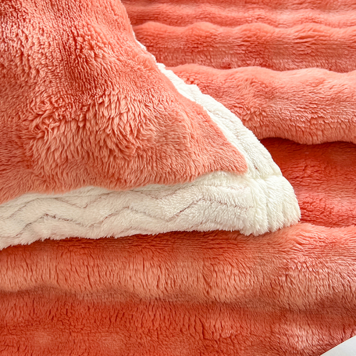 91家纺网 家纺一手货源 找家纺 芸锦豪 2024新款仿兔毛泡泡绒毛毯-包边款毛毯海棠粉-包边款