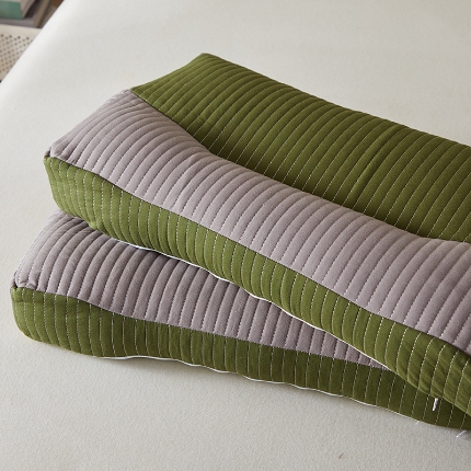 91家纺网 家纺一手货源 找家纺 （总）乐可 2024新款砂洗三维立体荞麦枕 枕头枕芯