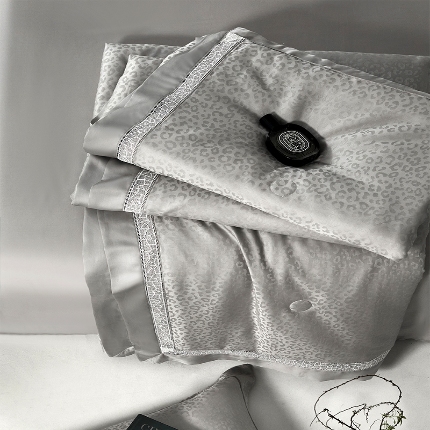 91家纺网 家纺一手货源 找家纺 2025新款LF天丝夏被四件套凉感空调被夏季夏凉被子 金钱豹灰色