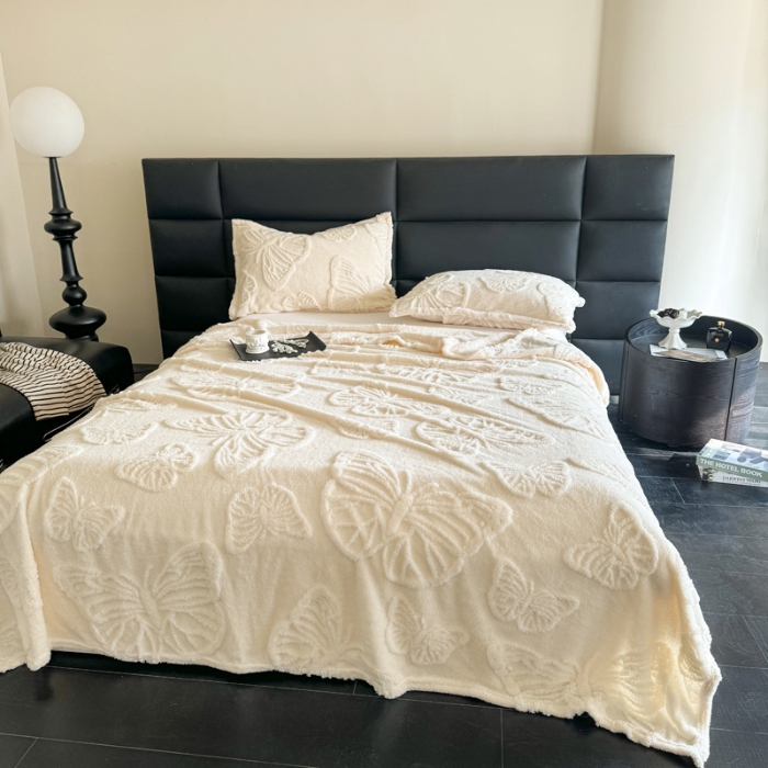 91家纺网 家纺一手货源 找家纺 2025款塔芙绒蝴蝶提花毛毯 纯色多功能休闲盖毯 爆款花型 电商/直播/外贸/跨境专供  蝴蝶白