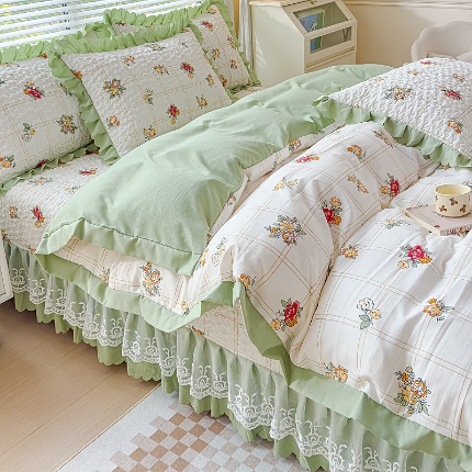 91家纺网 家纺一手货源 找家纺 佰诗特 2025A类双层纱水洗棉麻床盖四件套 夹棉印花花边床盖三件套加厚床裙