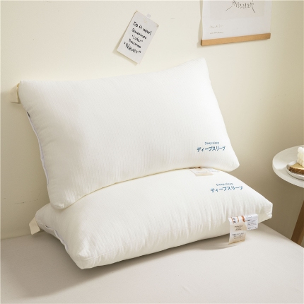 91家纺网 家纺一手货源 找家纺 日式原棉舒适枕芯全棉提花原棉酒店羽丝绒枕头