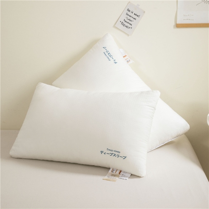 91家纺网 家纺一手货源 找家纺 日式原棉舒适枕芯全棉提花原棉酒店羽丝绒枕头