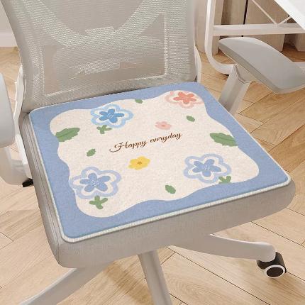 91家纺网 家纺一手货源 找家纺 芙宁娜 2024新款仿羊绒坐垫椅垫毛绒办公室久坐屁股垫防滑四季通用可爱坐垫 春风来信