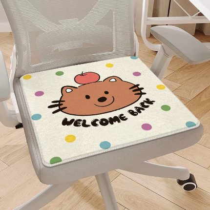 91家纺网 家纺一手货源 找家纺 芙宁娜 2024新款仿羊绒坐垫椅垫毛绒办公室久坐屁股垫防滑四季通用可爱坐垫 波点小猫