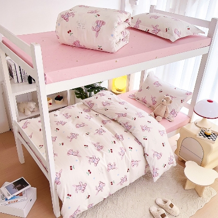 91家纺网 家纺一手货源 找家纺 （总）全棉印花款大学生寝室单人上下铺宿舍床三件套多件套