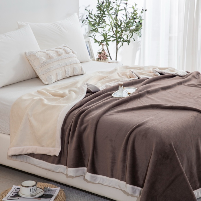 91家纺网 家纺一手货源 找家纺 卉晨毛毯 2024新款牛奶绒纯色复合毯空调毯午睡毯毛毯 欧风米咖