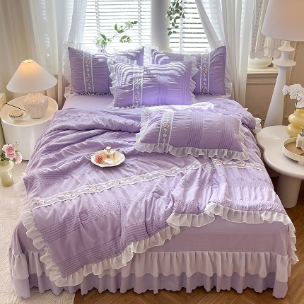 91家纺网 家纺一手货源 找家纺 （总）舒咪欧 2025新款床裙床盖款泡泡纱纯色韩版绣花水洗棉花边法式公主风夏被四件套