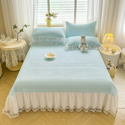 91家纺网 家纺一手货源 找家纺 （总）2025新款A类PE速冷凉感床裙款凉席三件套冰豆豆床盖款