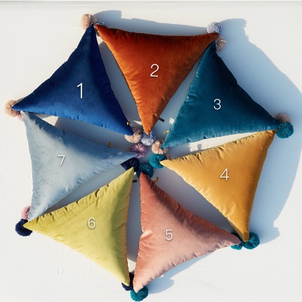 91家纺网 家纺一手货源 找家纺 （总）918家纺 三角抱枕