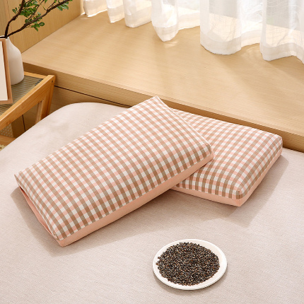 91家纺网 家纺一手货源 找家纺 （总）梦叶草 2024新款全棉水洗棉A版格子B版纯色双拼荞麦枕芯