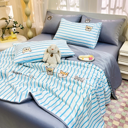 91家纺网 家纺一手货源 找家纺 （总）经年2025年 新款  卡通 学生 刺绣 水洗真丝冰丝天丝夏被四件套   直播爆款 