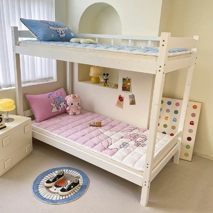 91家纺网 家纺一手货源 找家纺 （总）米帛家纺 2024新款三丽鸥牛奶绒学生床垫软垫