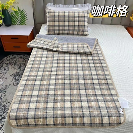 91家纺网 家纺一手货源 找家纺 （总）90双面纯棉学生床盖夹棉花上下铺宿舍床单