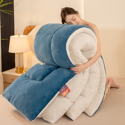 恋之巢 2024新款牛奶绒羊羔绒冬被 牛奶绒+羊羊羔绒  宾利蓝竖条