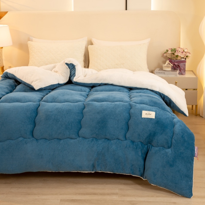 91家纺网 家纺一手货源 找家纺 恋之巢家纺 2024新款牛奶绒+羊羔绒被芯 牛奶绒+羊羔绒-宾利蓝