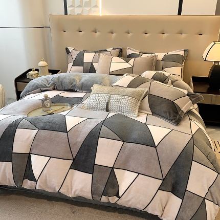 91家纺网 家纺一手货源 找家纺 （总）喜梦缘 2025新款大版花卉中国风加厚牛奶绒四件套（量大从优）