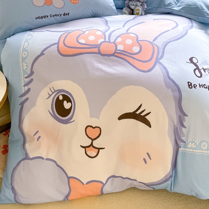 91家纺网 家纺一手货源 找家纺 （总）经年 2025 新款 学生季卡通 40S-13372 大版印花全棉四件套