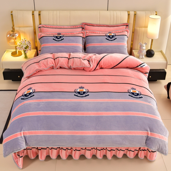 91家纺网 家纺一手货源 找家纺 新8.5-9.5斤法莱绒四件套珊瑚牛奶金貂绒四件套床裙 爱情条码