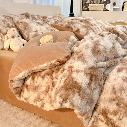 91家纺网 家纺一手货源 找家纺 （总）经年 2025年新款兔兔绒牛奶绒四件套-菱格系列