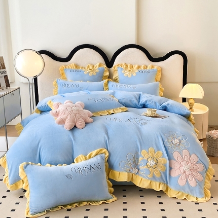 91家纺网 家纺一手货源 找家纺 （总）9斤高端韩版少女心法式公主风贴布绣花牛奶绒四件套小清新绒兔毛绒法莱绒床盖被套丝绒兔毛绒法莱绒床盖被套	