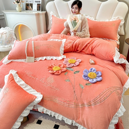 91家纺网 家纺一手货源 找家纺 （总）9斤高端韩版少女心法式公主风贴布绣花牛奶绒四件套小清新绒兔毛绒法莱绒床盖被套丝绒兔毛绒法莱绒床盖被套	
