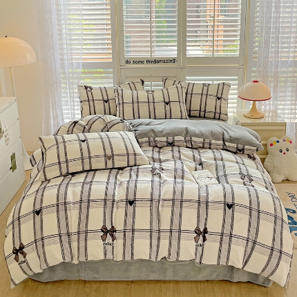 91家纺网 家纺一手货源 找家纺 2024新款小清新牛奶绒印花四件套床单款床笠款套件单被套