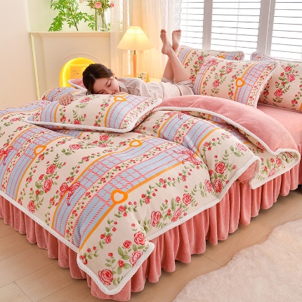 91家纺网 家纺一手货源 找家纺 （总）牵依 2025新款直播床裙小清新印花牛奶绒四件套法兰绒四件套