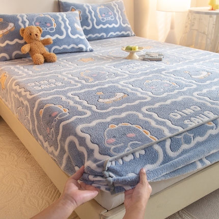 91家纺网 家纺一手货源 找家纺 (总) 慕梵 2025雪花绒印花卡通床笠牛奶绒珊瑚绒床罩
