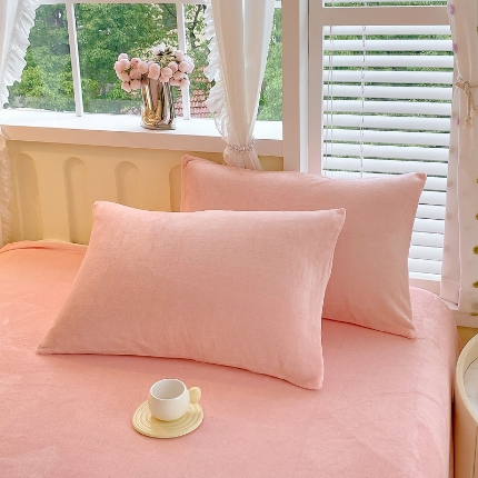 91家纺网 家纺一手货源 找家纺 （总）2025新款 纯色牛奶绒枕套枕头套