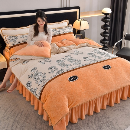 91家纺网 家纺一手货源 找家纺 （总）佳品居 2025新款8斤床裙款牛奶绒四件套