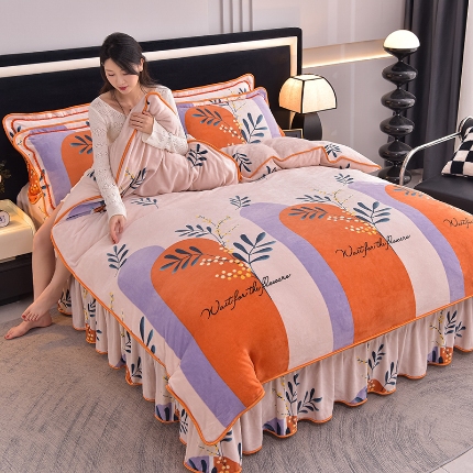 91家纺网 家纺一手货源 找家纺 （总）佳品居 2025新款8斤床裙款牛奶绒四件套