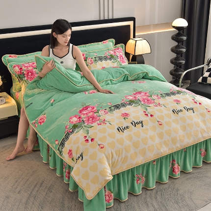 91家纺网 家纺一手货源 找家纺 （总）佳品居 2025新款8斤床裙款牛奶绒四件套