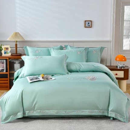 91家纺网 家纺一手货源 找家纺 2026婚庆送礼休闲居家5060双股棉轻奢高端绣花圆角款四件套新品