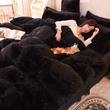 91家纺网 家纺一手货源 找家纺 （总）经年 2025年新款纯色水貂绒水晶绒长毛绒保暖牛奶绒兔绒四件套