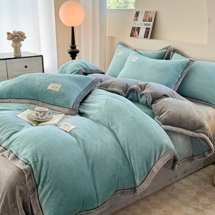 91家纺网 家纺一手货源 找家纺 （总）喜梦缘 2025新款高克重纯色牛奶绒宽边工艺款四件套