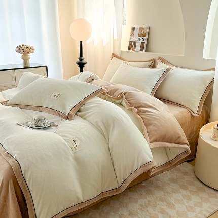 91家纺网 家纺一手货源 找家纺 （总）喜梦缘 2025新款高克重纯色牛奶绒宽边工艺款四件套