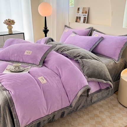 91家纺网 家纺一手货源 找家纺 （总）喜梦缘 2025新款高克重纯色牛奶绒宽边工艺款四件套