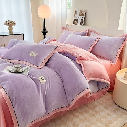 91家纺网 家纺一手货源 找家纺 （总）喜梦缘 2025新款高克重纯色牛奶绒宽边工艺款四件套