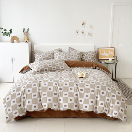 91家纺网 家纺一手货源 找家纺 大吉 2025新款加厚活性喷气磨毛棉四件套被套床单床笠学生单人三件套 棋盘格