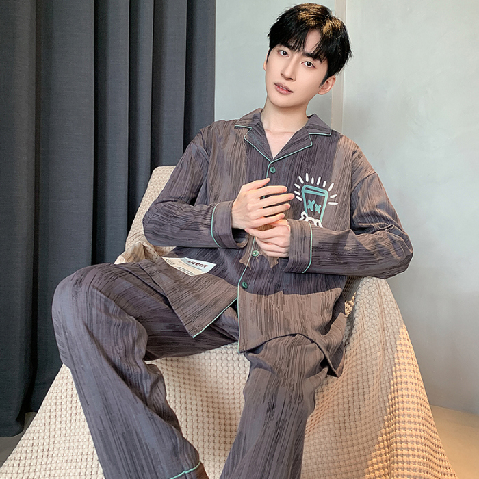 91家纺网 家纺一手货源 找家纺 春秋季新款纯棉休闲简约睡衣高级质量家居服夏季男士宽松舒适睡衣翻领 89325