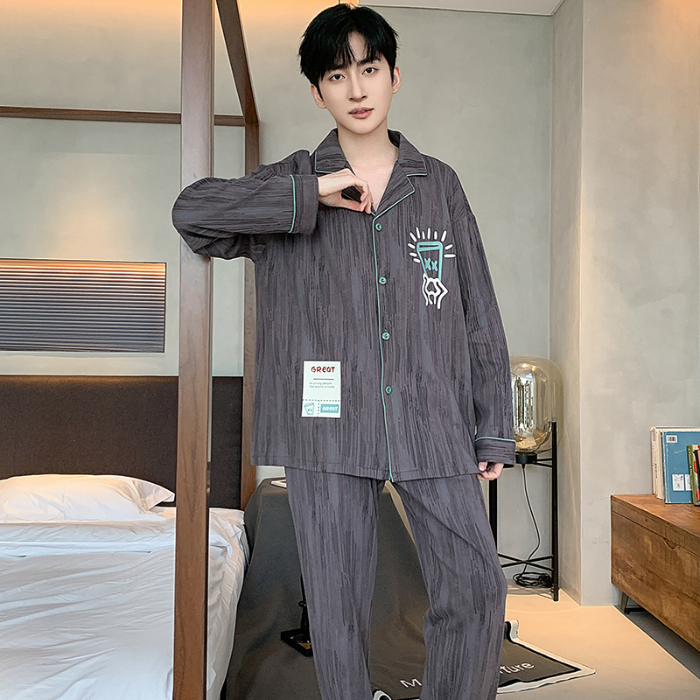 91家纺网 家纺一手货源 找家纺 春秋季新款纯棉休闲简约睡衣高级质量家居服夏季男士宽松舒适睡衣翻领 89325