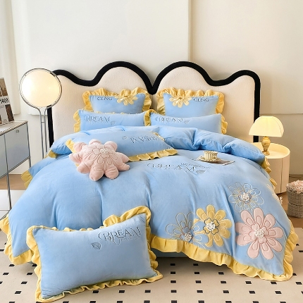 91家纺网 家纺一手货源 找家纺 9斤高端韩版少女心法式公主风贴布绣花牛奶绒四件套小清新绒兔毛绒法莱绒床盖被套丝绒兔毛绒法莱绒床盖被套