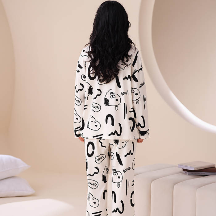 91家纺网 家纺一手货源 找家纺 洛兰沙 春秋季纯棉开衫翻领睡衣少女卡通甜美长袖可外穿家居服套装 667女