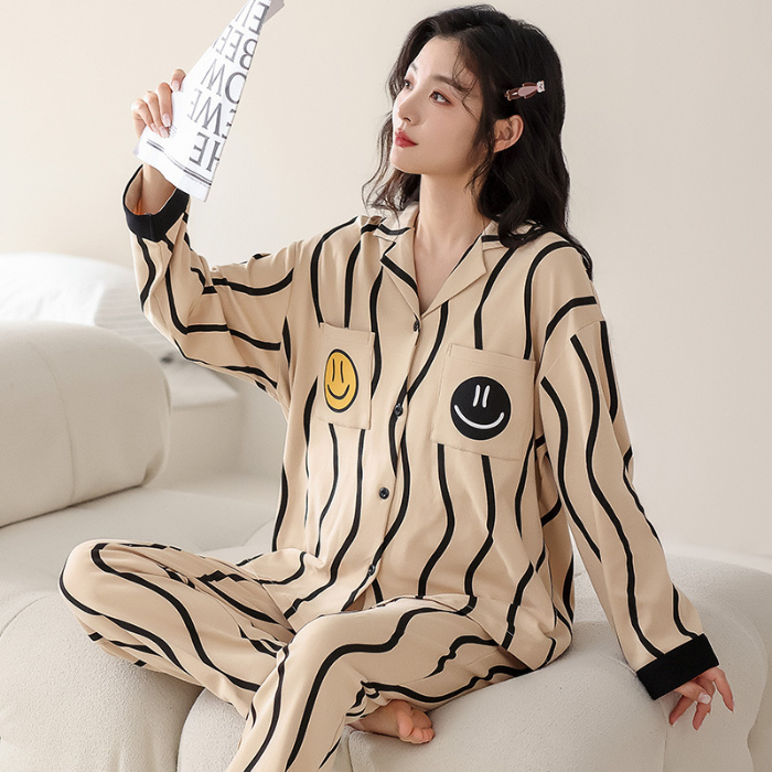 91家纺网 家纺一手货源 找家纺 洛兰沙 春秋季纯棉开衫翻领睡衣少女卡通甜美长袖可外穿家居服套装 715女