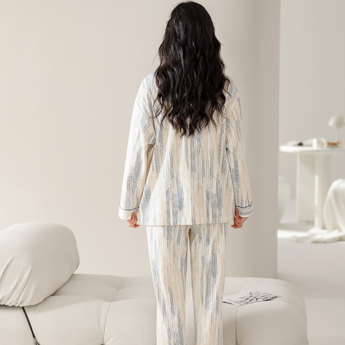 91家纺网 家纺一手货源 找家纺 洛兰沙 春秋季纯棉开衫翻领睡衣少女卡通甜美长袖可外穿家居服套装 716女